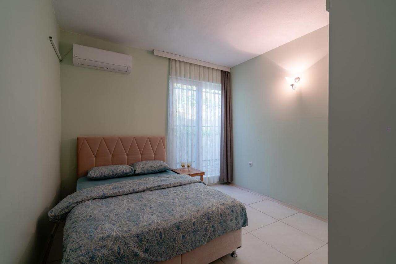 Sare Suites Downtown Antalya Buitenkant foto