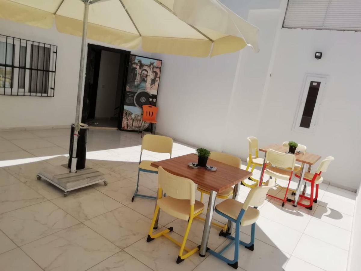 Sare Suites Downtown Antalya Buitenkant foto